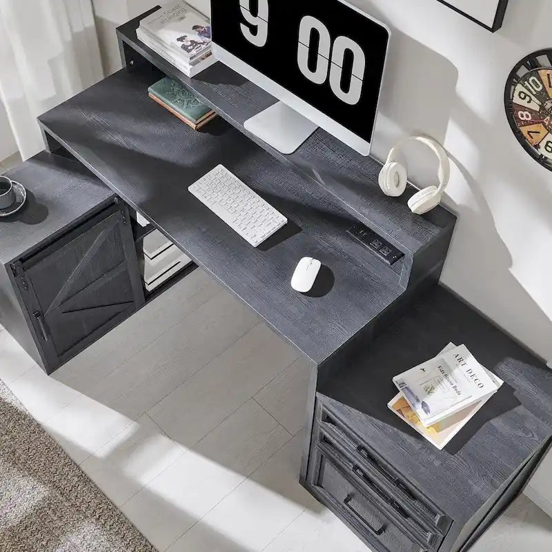 Bureau de style ferme avec classeur, support d'écran et station de charge — 168,4 cm L