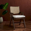 Fauteuil en bois de frêne massif avec dossier en rotin et coussin rembourré — 53 cm L × 58 cm P × 86 cm H